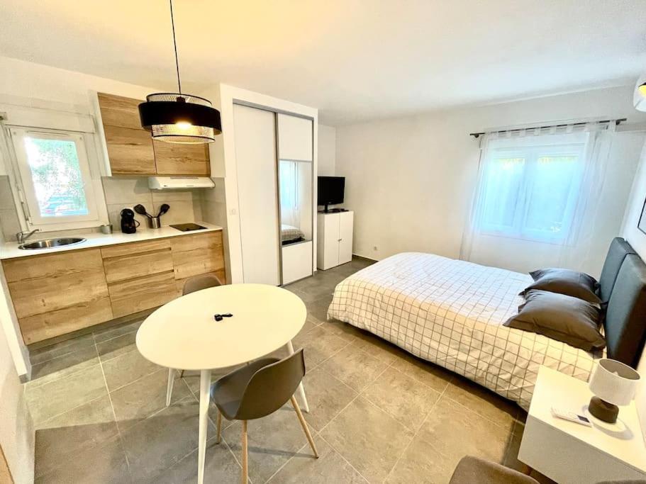 Appartement Hypercentre Parking Gratuit Ajaccio  Exteriör bild