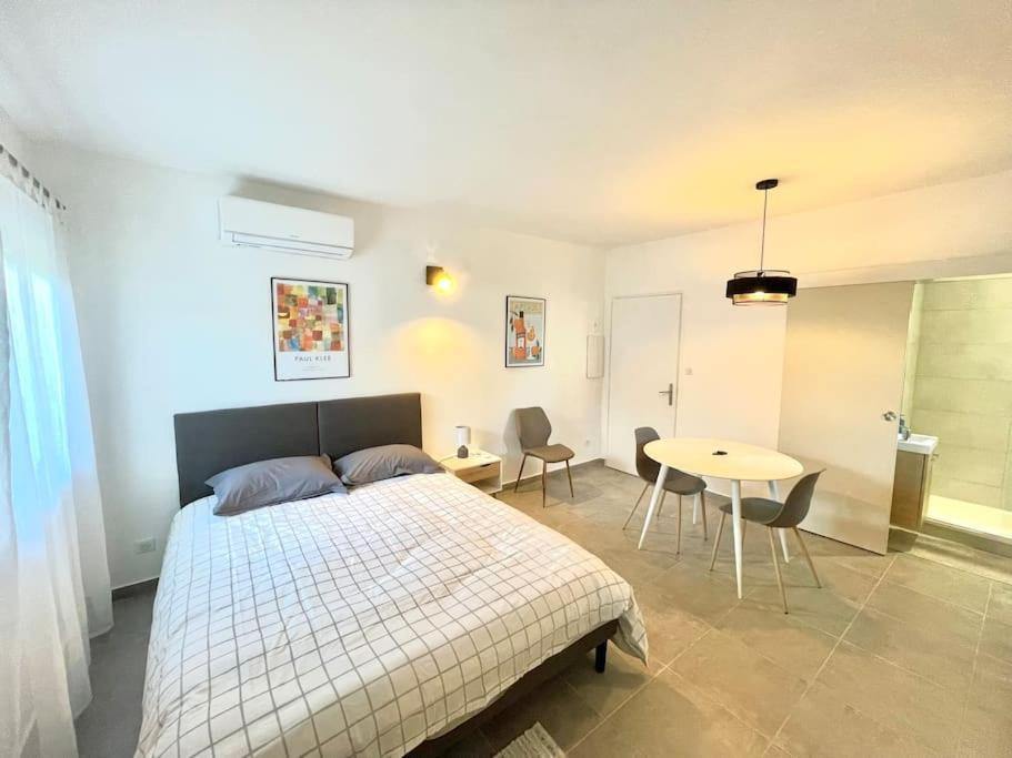 Appartement Hypercentre Parking Gratuit Ajaccio  Exteriör bild
